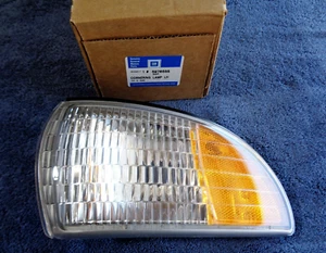 NOS NEW OEM GM 91-96 Caprice & Roadmaster LH Turn Signal Marker Lamp Light Lens - Picture 1 of 6