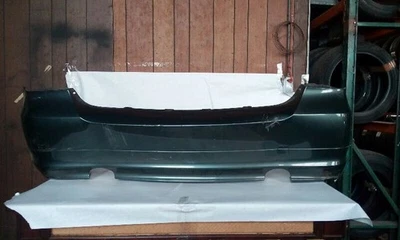 09-11 BMW 335i Sedan para-choque traseiro sem assistência de estacionamento - Imagem 1 de 4