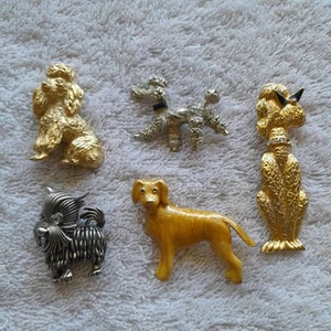 5 Vintage DOG POODLE PIN BROOCHES 1 Crown Trifari Goldtone And Silvertone - Picture 1 of 8