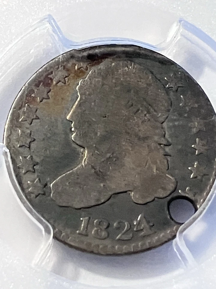 Монета номиналом 10 центов 1824/2 с крышкой с заостренным верхом оценка PCGS подлинная с отверстием детализация G - Изображение 1 из 4