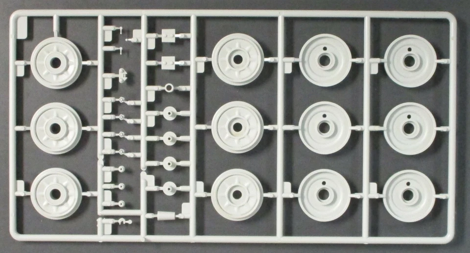 Trompetista escala 1/16 Pz.Beob.Wg. IV ausf J - Peças Árvore J1 do Kit Nº 00922 - Imagem 1 de 1