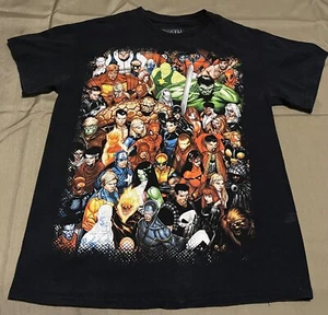 Camiseta Marvel Character Superheroes Talla Mediana - Imagen 1 de 6