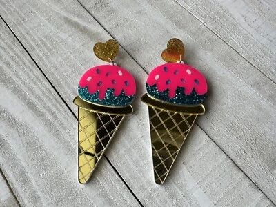 Pendientes de arte pop con cono de helado joyería acrílica Foto 1 de 4