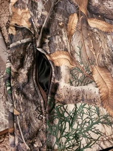 Realtree Hooded Pullover Camouflage M Y 8 Lined Zip-Pockets RN 91497 (6) - Picture 1 of 6