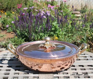 Rondeau Cu Artigiana in rame martellato 10" con coperchio, Made in Italy - Foto 1 di 6