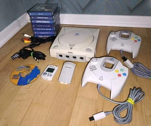 Sega Dreamcast Konsole (PAL, HKT 3030) mit Zubehörpaket, Spiele, Controller, UMV - Bild 1 von 18