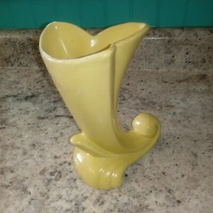 Vintage Red Wing? Pottery Cornucopia Flower Vase Yellow Shawnee? Mccoy? USA - Picture 1 of 8