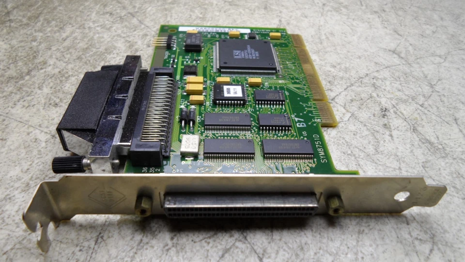 HP A4976A A4976-66001 PCI SCSI CARD FOR B180L workstation - Image 1 of 4