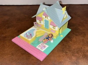 1993 Bluebird Polly Pocket Summer Pool House With 1 Original Figure Please Read - Picture 1 of 18