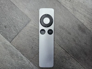 Genuine Apple Remote Control A1294 Apple TV - Picture 1 of 2