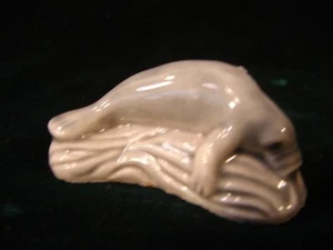 Vintage Miniature Wade Manatee Figurine Made in England - Picture 1 of 1
