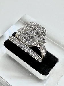 9 Ct White Gold And Diamond Engagement And Wedding Band Set. - Picture 1 of 9