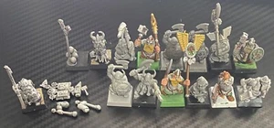 warhammer fantasy - x14 assorted dwarf warriors spare model parts, used. - Bild 1 von 3