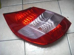 UNIDAD LUZ TRASERA IZQUIERDA RENAULT SCENIC 2 2002-2007 8200127704-F - Imagen 1 de 7