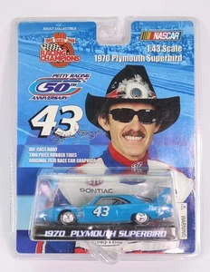 Richard Petty 1970 Plymouth Superbird - Escala 1/43 - Campeones de carreras - Imagen 1 de 7