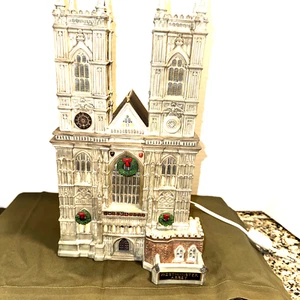 Dept 56 Dickens Village Christmas Westminster Abbey 56-58517 With Original Box - Picture 1 of 24