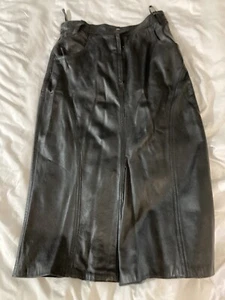 Vintage Very Soft Black leather pencil skirt- Back Zip Pleat & front Split 12 - Picture 1 of 8