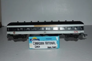 Coche de pasajeros Athearn Canadian National escala HO 640 C43114 - Imagen 1 de 3