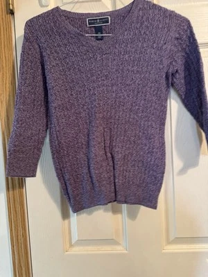 Suéter Karen Scott Púrpura Cuello en V Talla Pequeña Foto 1 de 4