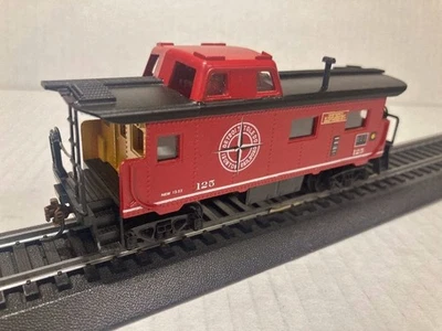 Escala HO Custom Wabash Style DT&I Caboose Road Número 125 (Ex Ann Arbor)  Foto 1 de 4