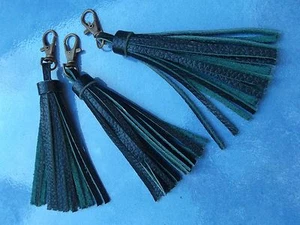 Porte Clefs Bijou de Sac Pompon 100 % Cuir VERT 15 cm GRIGRI BONHEUR FAIT MAIN - Imagen 1 de 2