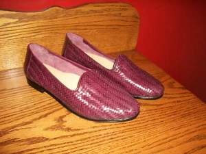 Trotters Women's Liz Loafer Amethyst Woven Leather 12M NEW never worn-Ships FREE - Picture 1 of 4