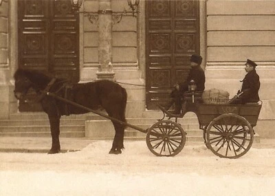 Carro de correo tirado por caballos franqueo prioritario FDC postal estacionaria Finlandia 2005 Foto 1 de 2