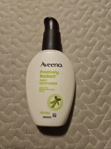 Aveeno Positively Radiant Skin Daily Moisturizer SPF 15 4 fl oz - Picture 1 of 3