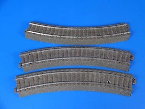 MARKLIN H0 - 24130 - 3x Curved Tracks R1 - C Track (13)/ - Picture 1 of 3