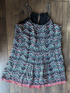 Mini Vestido Anthropologie Sanctuary X-Small Blanco y Negro con Diseño Bohemio Óxido - Imagen 1 de 16