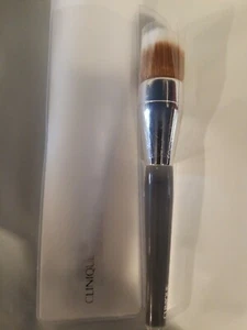 Clinique buff brush Full Size - Picture 1 of 1