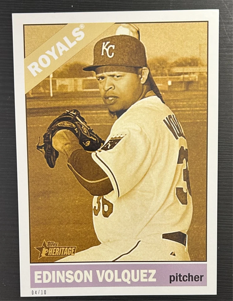 Topps Heritage 2015 5x7 Sepia Edinson Volquez #703 - Royals SP/10 Jumbo Foto 1 de 3