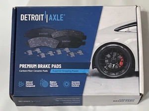 NEW IN BOX - Detroit Axle P-1602 Premium Ceramic Brake Pad Kit - Foto 1 di 3