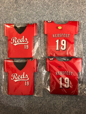 Cincinnati Reds Jersey Bottle Koozie Holder Cooler Cover