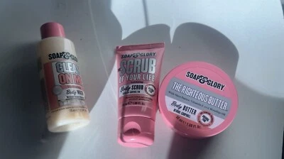 Soap & Glory Feely Smooth Body Scrub The Righteous Butter + Clean On Me - Image 1 of 4