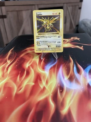 Zapdos 016/102 Base Set (Shadowless) Holo MP WOTC Vintage - Image 1 of 4