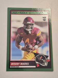 Score 2025 - Woody Marks Green RC #43 Houston Texans - Foto 1 di 2