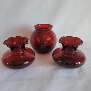 3 Anchor Hocking Glass Royal Ruby Red Ruffled Rim & Bulb Vases - Picture 1 of 14