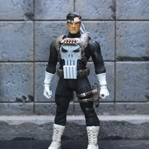 1/12 Custom Marvel Universe Punisher War Journal Kit Skulptur - Bild 1 von 6
