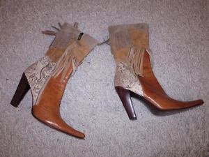 Giacinto High Heel Western Stiefelette Stiefel m.Fransen Braun Leder Mix Italy40 - Foto 1 di 13