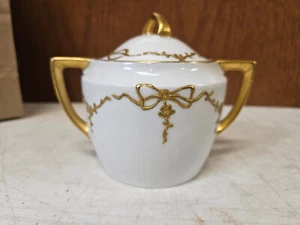 Antique Weimar Germany Porcelain  Sugar Bowl  Gold Trimming - Picture 1 of 6