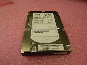 Dell F938P 600GB 10K SAS 3.5 6G AX4-5 HDD - Picture 1 of 3