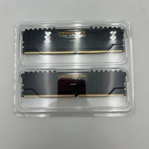 Vengeance 16GB 2x8GB DDR4 RAM Black Used With Box - Picture 1 of 2