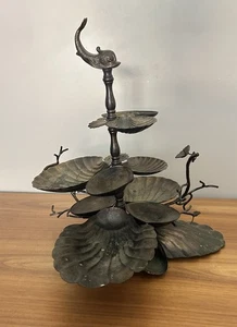 Vintage Metall mehrstufiger Schmuckhalter Tablett alle Fische Brunnen Design - Bild 1 von 8