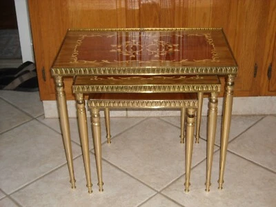 Набор из 3 винтажных современных латунных приставных журнальных столиков середины века - Изображение 1 из 4