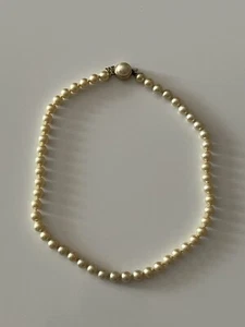 Vintage Majorica Simulated Pearl Choker 925 Gold Tone Clasp - Picture 1 of 6