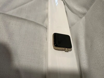 FOR PARTS Apple Watch Series 2 42mm - gold NOT WORKING display prop - Image 1 of 4