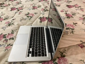 UPGRADE HI SPEED MACBOOK PRO 13 2012 16G RAM 500G SAMSUNG SSD NU BATT C02J - Picture 1 of 13