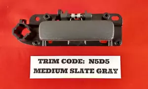 2002-2007 JEEP LIBERTY GLOVE BOX LATCH LOCK HANDLE STORAGE MEDIUM GRAY OEM - Picture 1 of 4