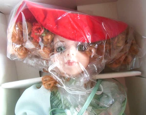 Muñeca coleccionable artesanal "Ruth Ann" A Little Companion de William Tung 15" - Imagen 1 de 5